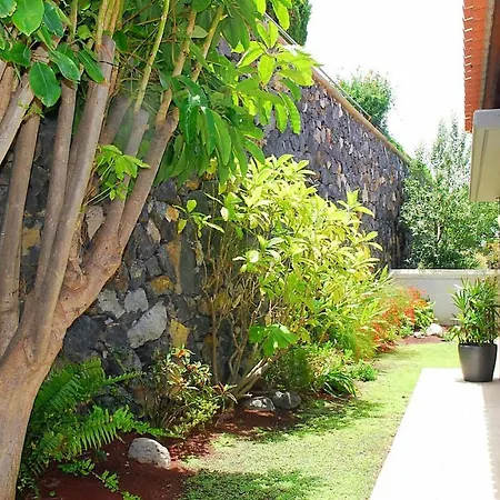House Sea View Private Garden, 5 People, Optical Fiber بيت للعطل Puerto de la Madera