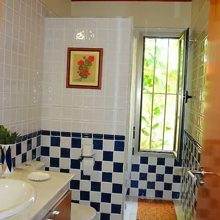 بيت للعطل House Sea View Private Garden, 5 People, Optical Fiber *